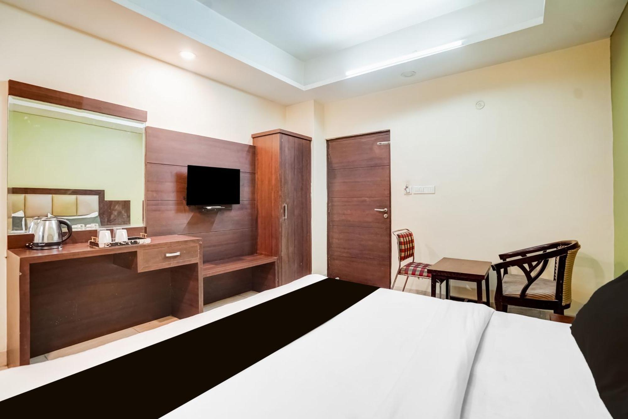 Super Townhouse Sikar Road Jaipur Formerly Hotel Aroma Inn Eksteriør billede