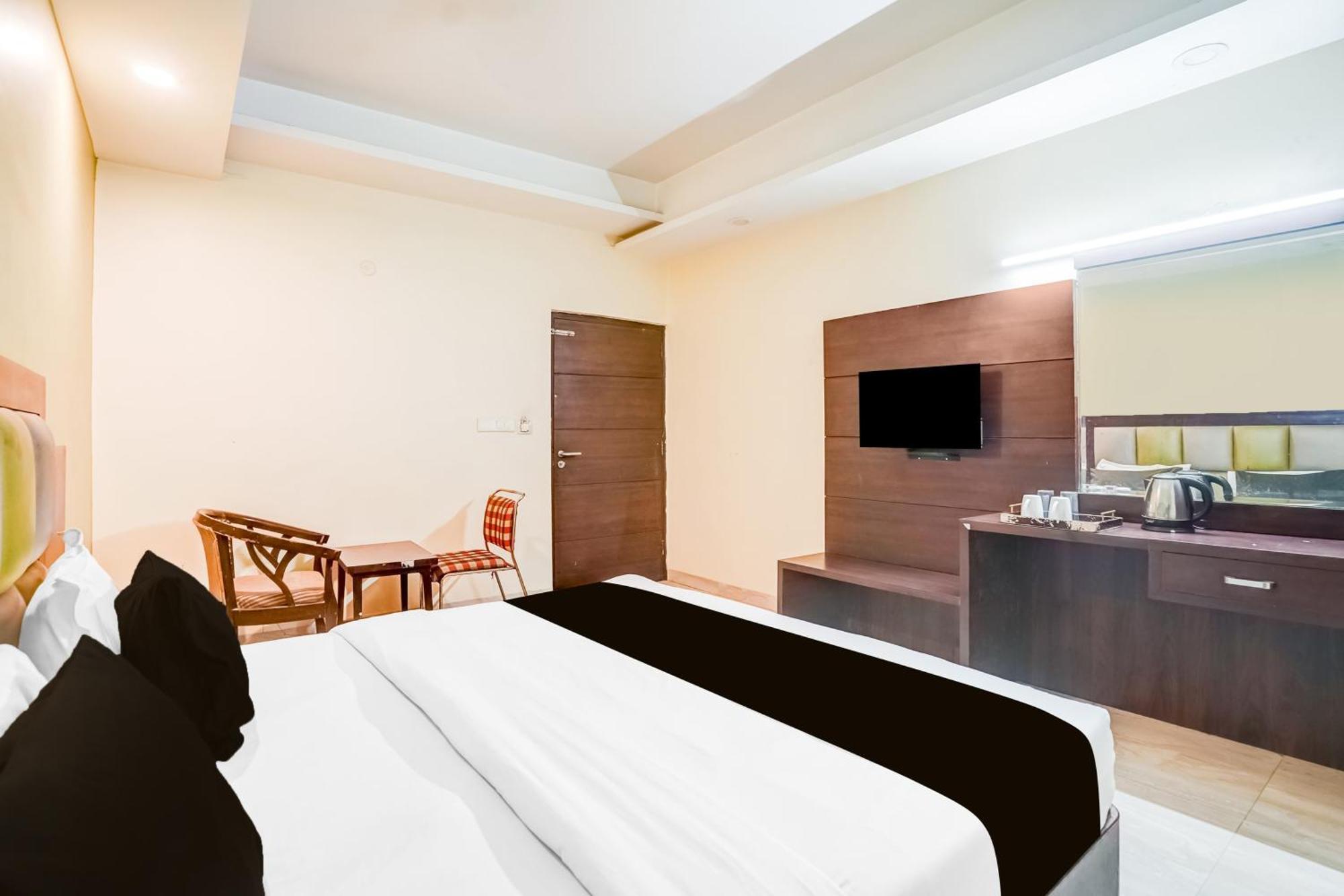 Super Townhouse Sikar Road Jaipur Formerly Hotel Aroma Inn Eksteriør billede